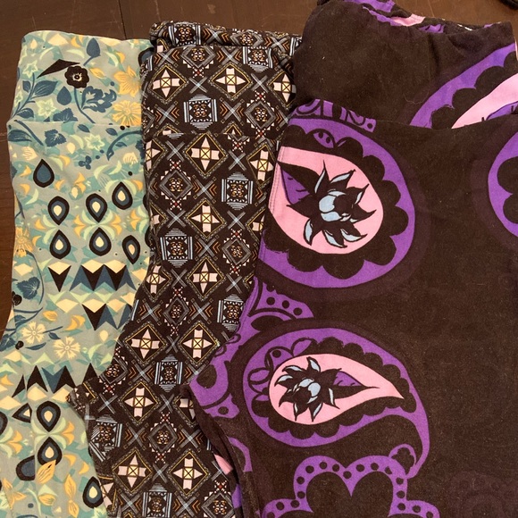 Bundle of Lularoe leggings